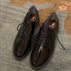 white mountain oxford shoes